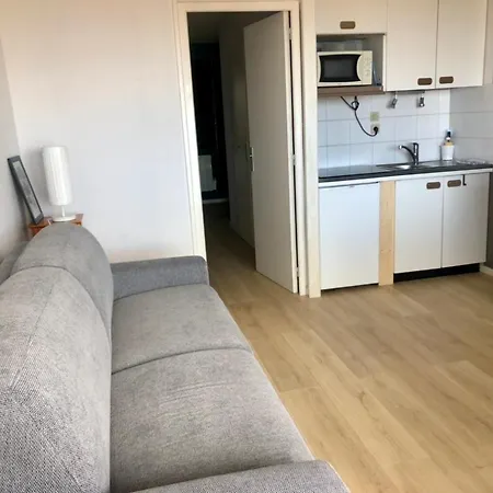 Apartment Flat *